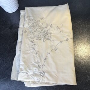 Vtg Linen Gray Floral Hand Embroidery Scalloped Edge CutWork Tablecloth 64 X 80"
